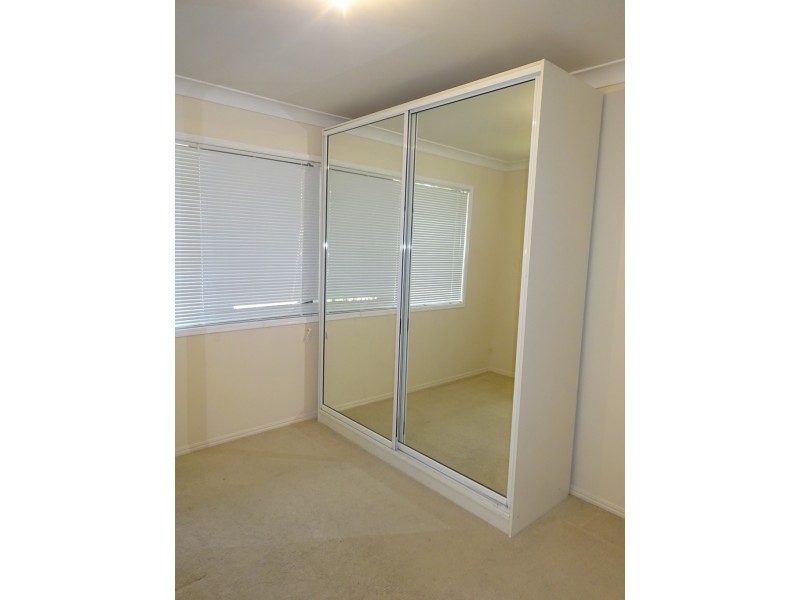 4 Bonhill Court, Indooroopilly QLD 4068