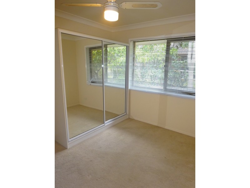 4 Bonhill Court, Indooroopilly QLD 4068