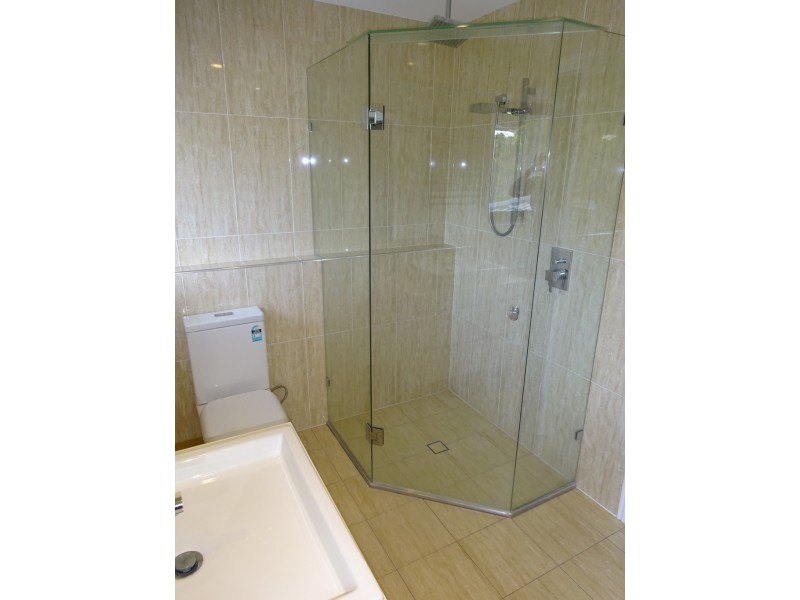 4 Bonhill Court, Indooroopilly QLD 4068