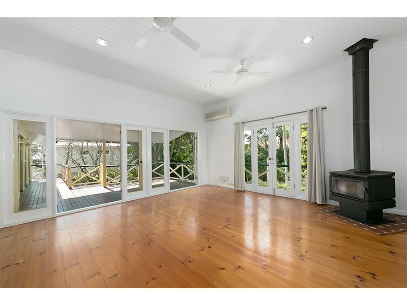 130 Laurel Avenue, Chelmer QLD 4068