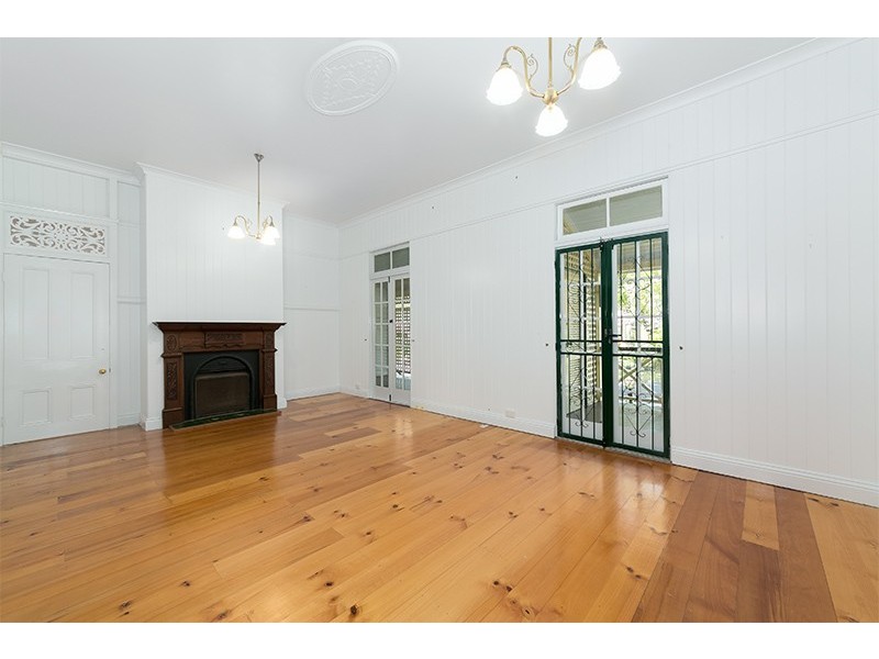 130 Laurel Avenue, Chelmer QLD 4068