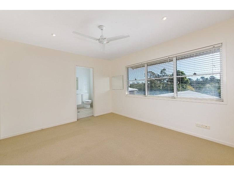 21 Lohe Street, Indooroopilly QLD 4068