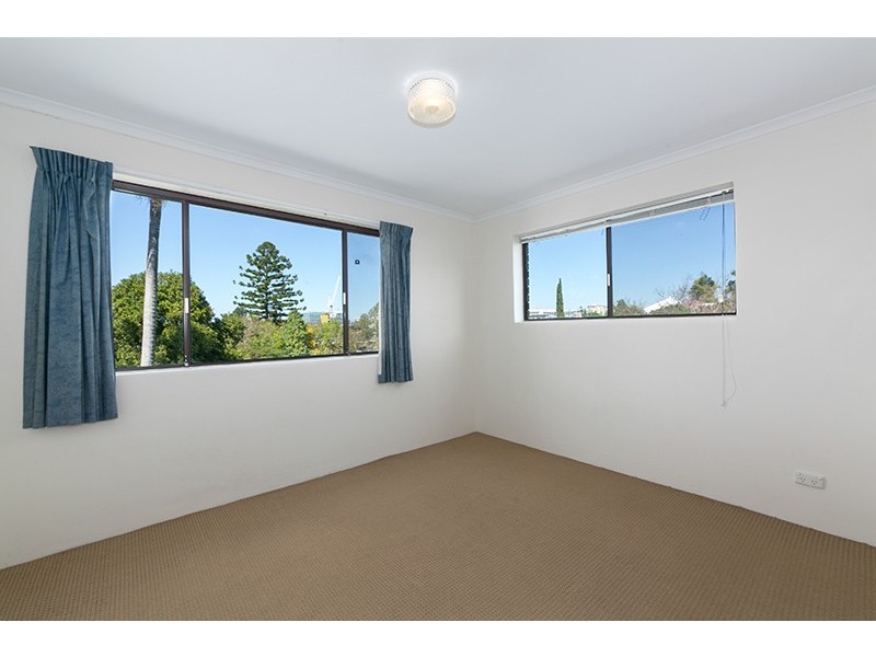 6/55 Central Avenue, Indooroopilly QLD 4068
