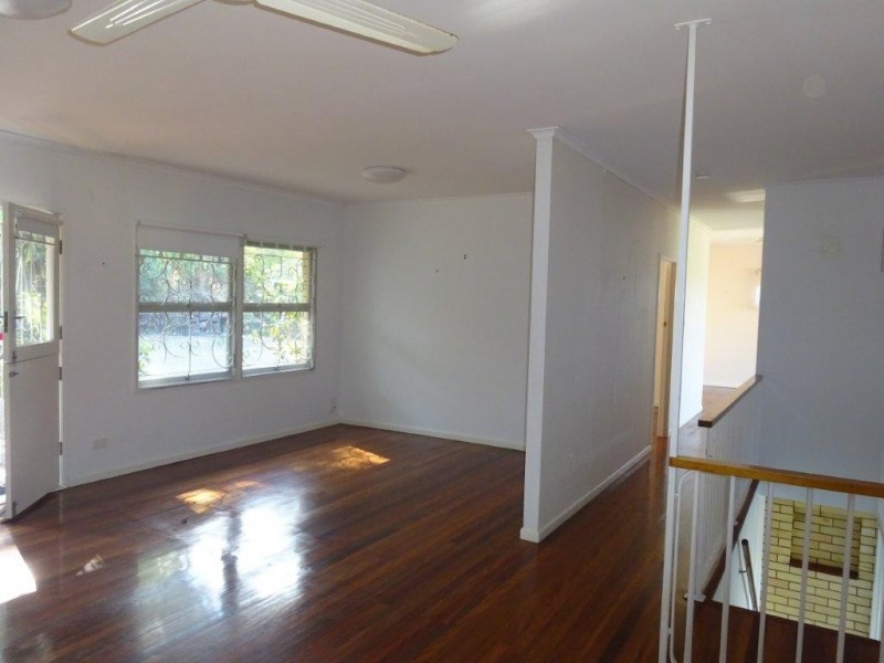11 Bowaga Street, Indooroopilly QLD 4068