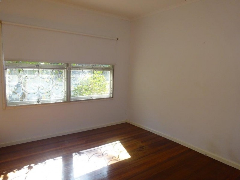 11 Bowaga Street, Indooroopilly QLD 4068