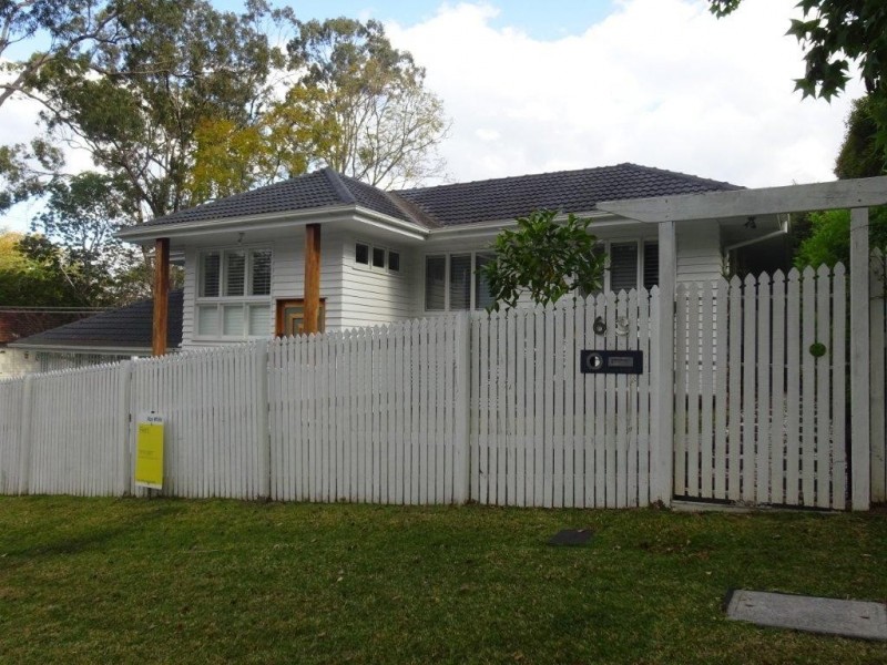 63 Neulans Road, Indooroopilly QLD 4068