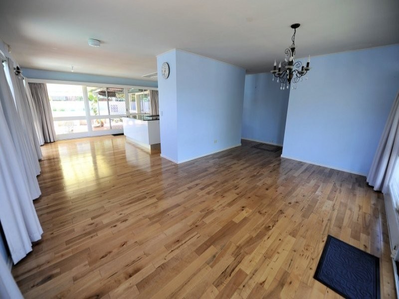 23 Eccleston Street, Fig Tree Pocket QLD 4069