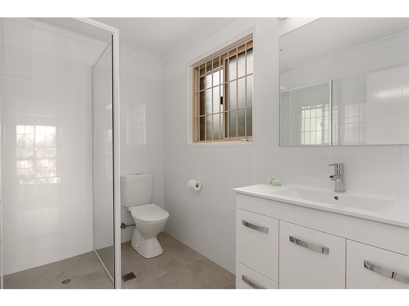 1/6 Shirley Street, Indooroopilly QLD 4068