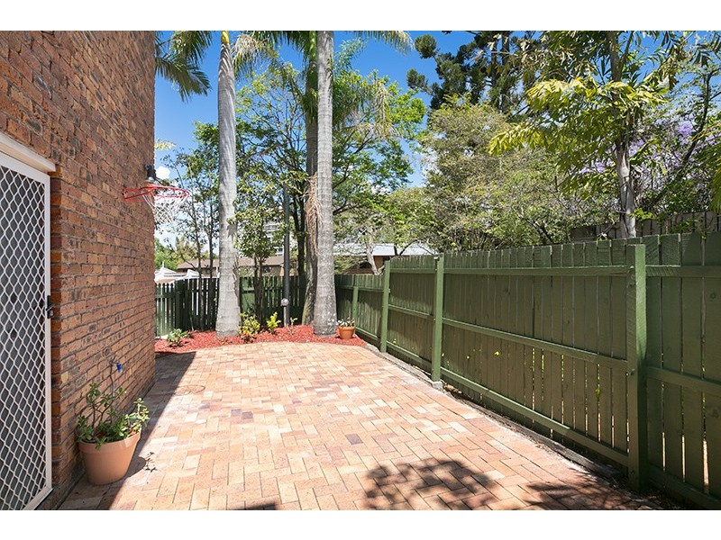 1/6 Shirley Street, Indooroopilly QLD 4068