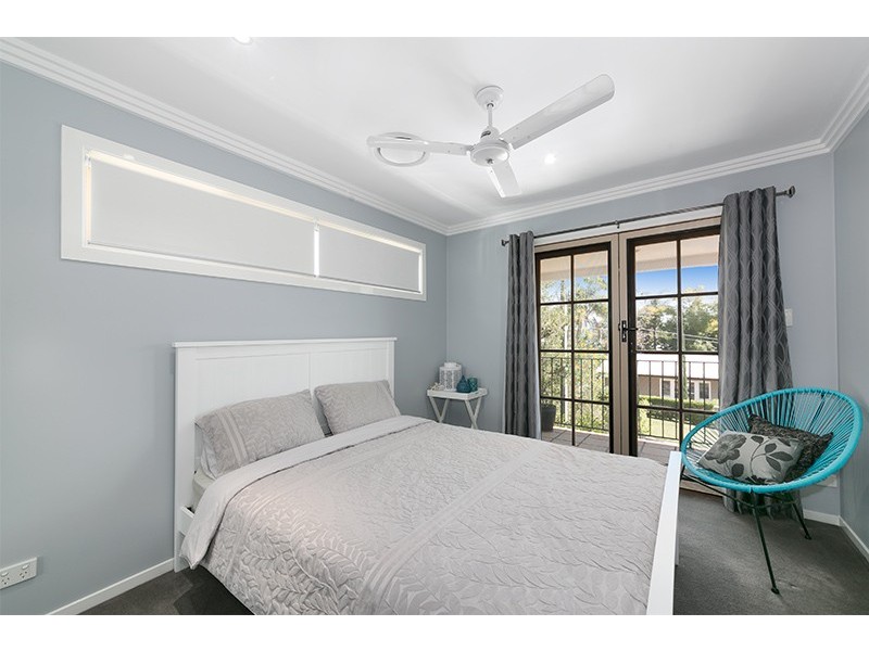 5 Charlane Avenue, Indooroopilly QLD 4068