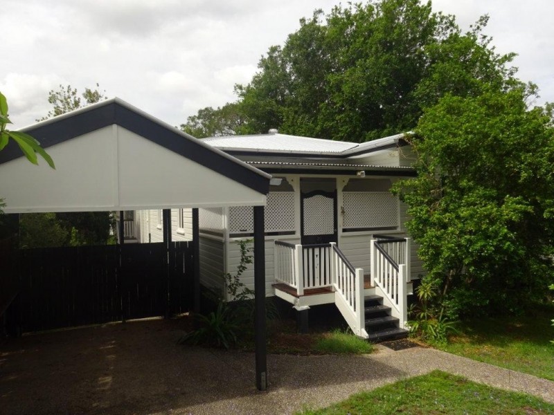 29 Disraeli Street, Indooroopilly QLD 4068