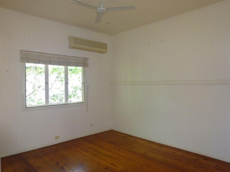 29 Disraeli Street, Indooroopilly QLD 4068