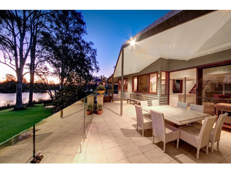 43 Glencairn Avenue, Indooroopilly QLD 4068