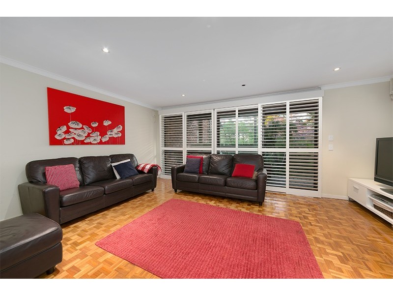 43 Glencairn Avenue, Indooroopilly QLD 4068