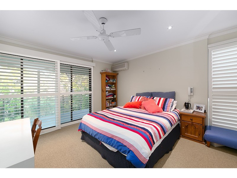 43 Glencairn Avenue, Indooroopilly QLD 4068