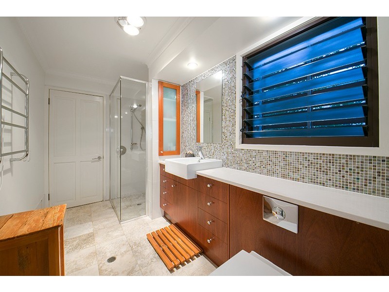 43 Glencairn Avenue, Indooroopilly QLD 4068