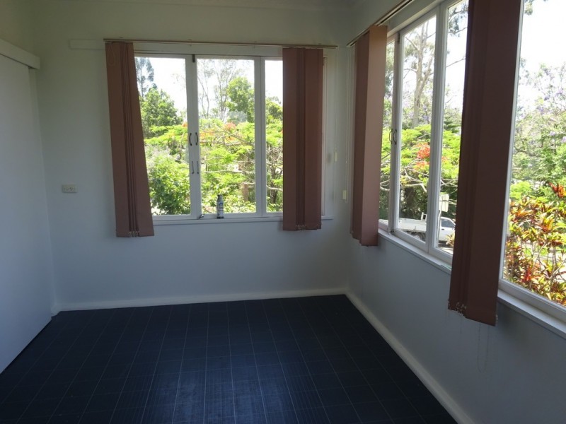 42 Blackstone Street, Indooroopilly QLD 4068