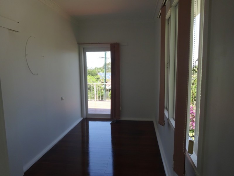 42 Blackstone Street, Indooroopilly QLD 4068