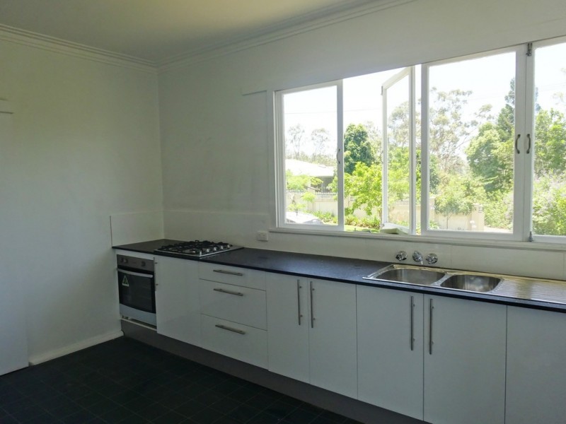 42 Blackstone Street, Indooroopilly QLD 4068