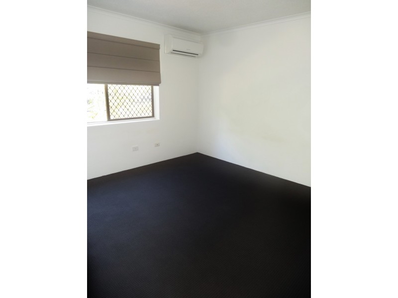 2/42. Mitre Street, St Lucia QLD 4067