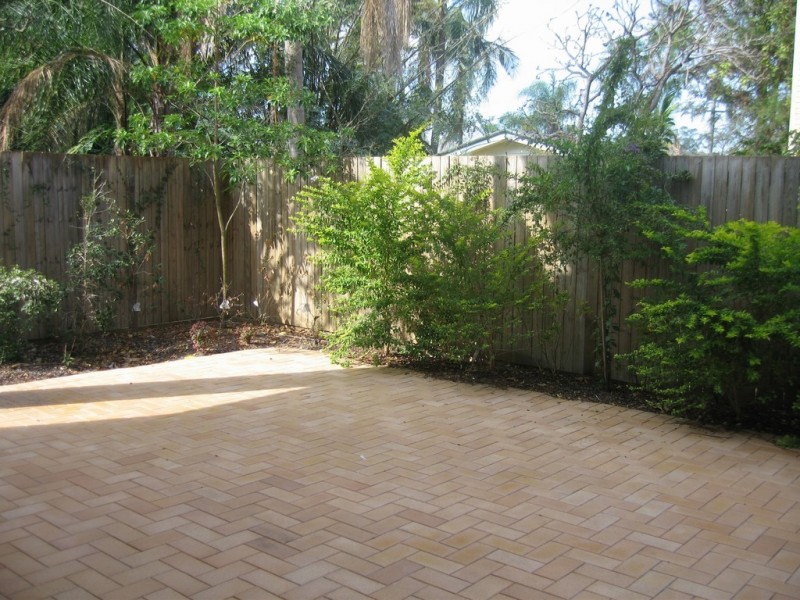 2/45 Railway Avenue, Indooroopilly QLD 4068