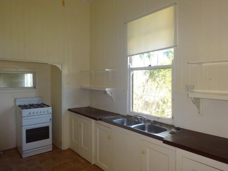34 Saunders Street., Indooroopilly QLD 4068