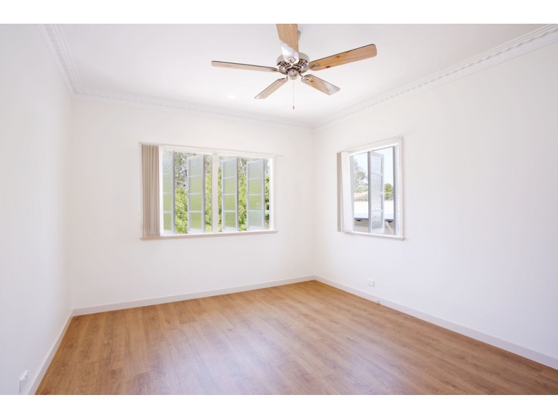 19 Rankin Street, Indooroopilly QLD 4068