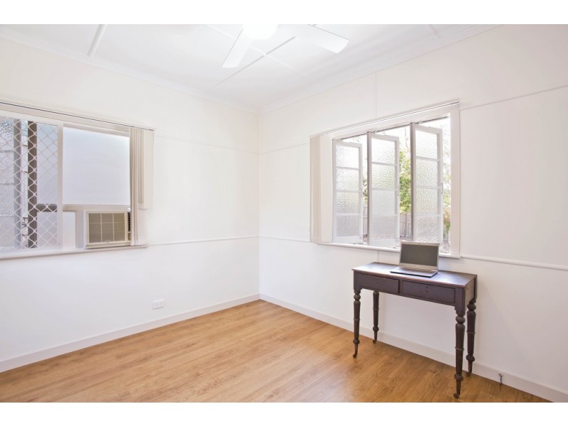 19 Rankin Street, Indooroopilly QLD 4068