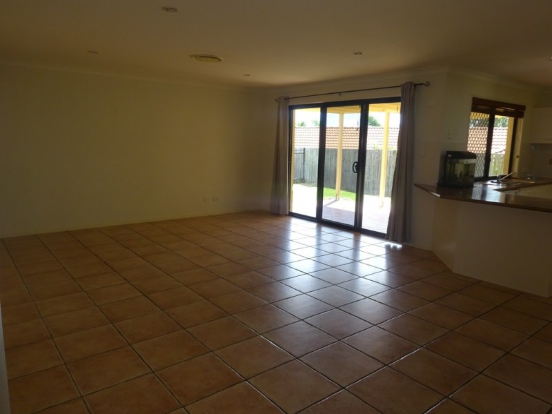 12 Malia Street, Sinnamon Park QLD 4073