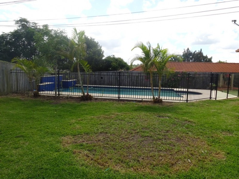 12 Malia Street, Sinnamon Park QLD 4073