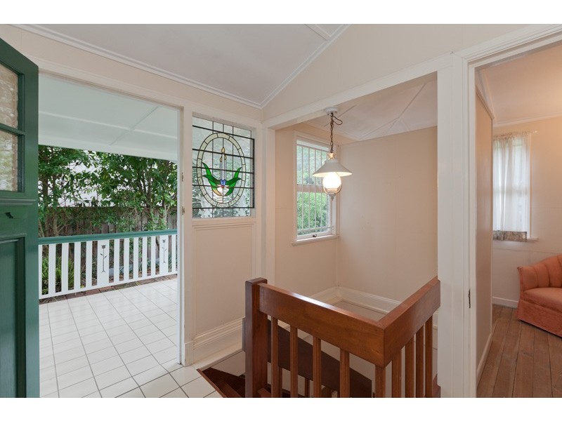 28 Dennis Street, Indooroopilly QLD 4068