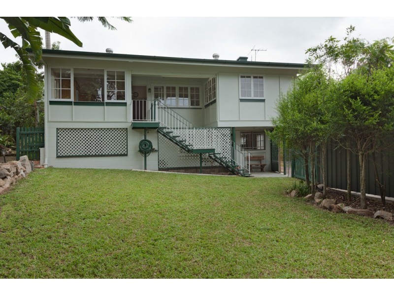28 Dennis Street, Indooroopilly QLD 4068