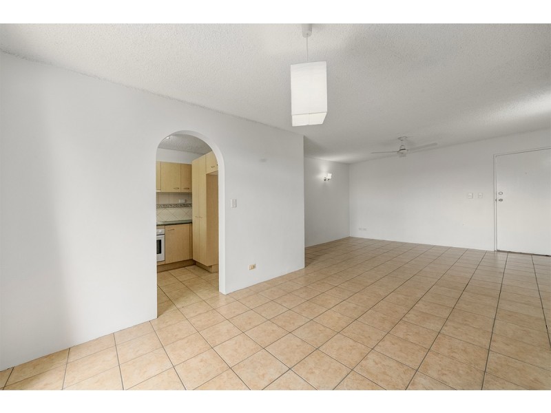 1/55 Central Avenue, Indooroopilly QLD 4068