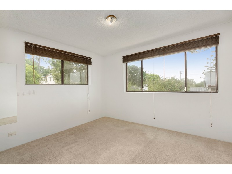 1/55 Central Avenue, Indooroopilly QLD 4068