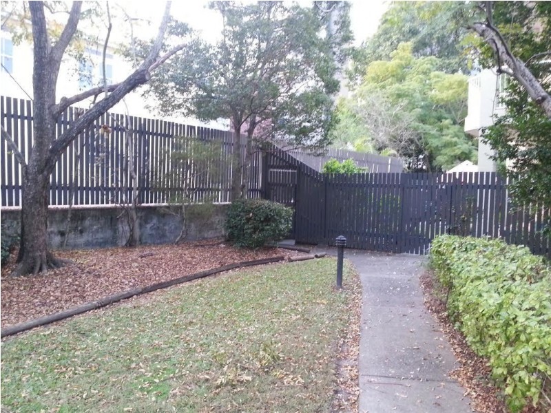 13/84 Musgrave Road, Indooroopilly QLD 4068