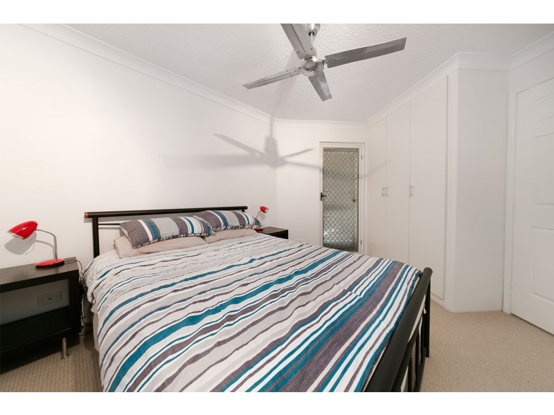 3/130 Central Avenue, Indooroopilly QLD 4068