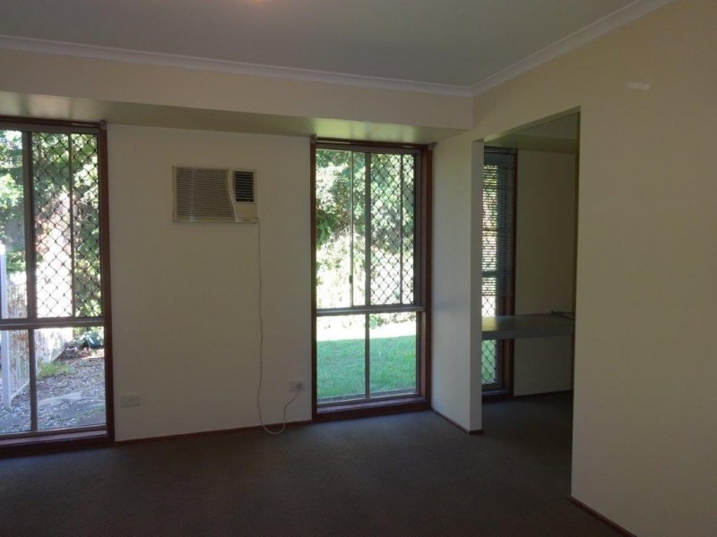 77 Ironbark Road, Chapel Hill QLD 4069