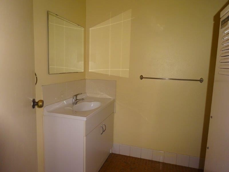 2/49 Riverview Terrace, Indooroopilly QLD 4068