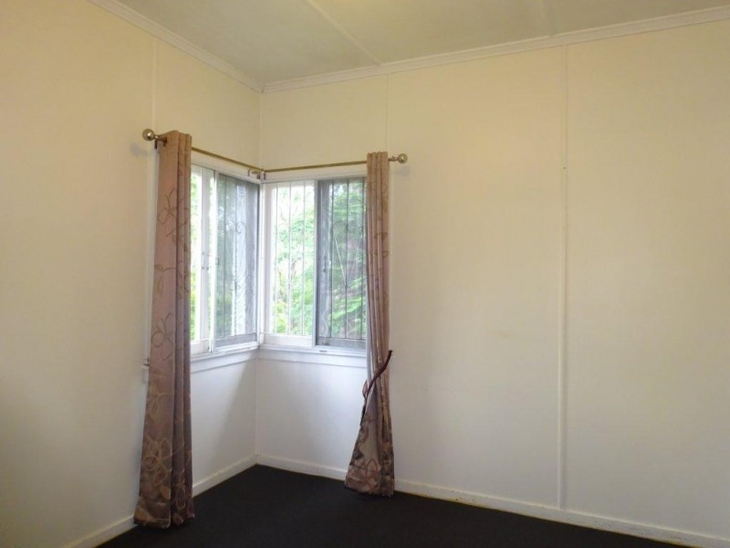 21 Gem Road, Kenmore QLD 4069