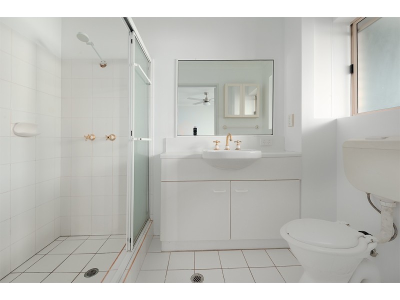 6/298 Swann Road., St Lucia QLD 4067