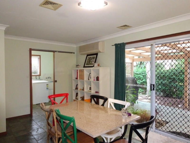 6 Greenrigg Street, Indooroopilly QLD 4068