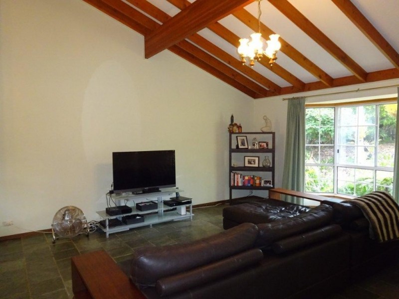 6 Greenrigg Street, Indooroopilly QLD 4068