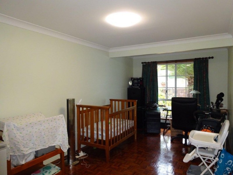 6 Greenrigg Street, Indooroopilly QLD 4068