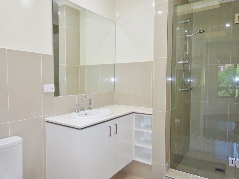 6 /15. Riverview Terrace, Indooroopilly QLD 4068