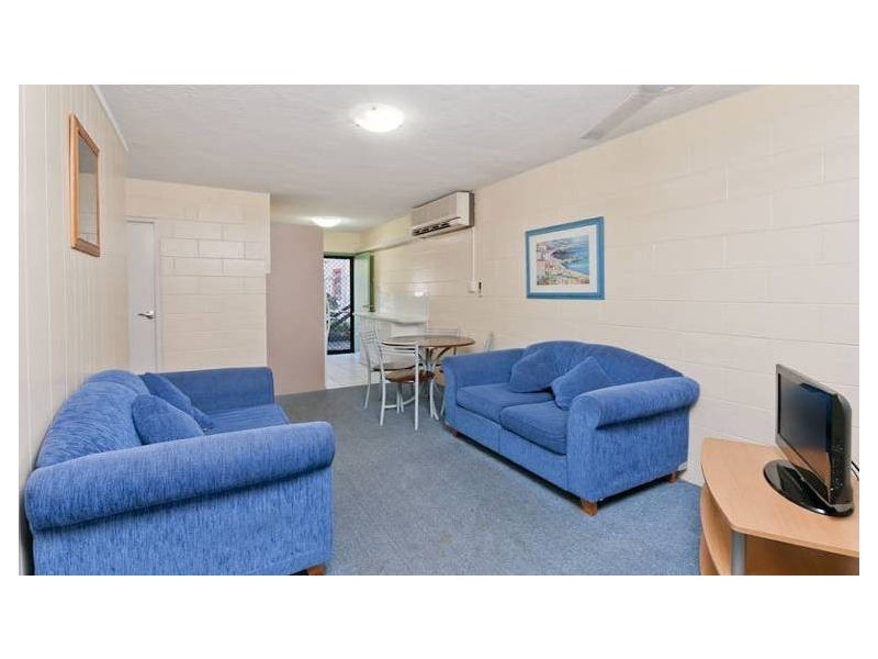 2/140 Central Avenue, Indooroopilly QLD 4068