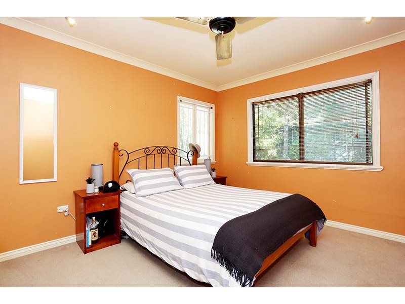 15 Julie Street, Indooroopilly QLD 4068