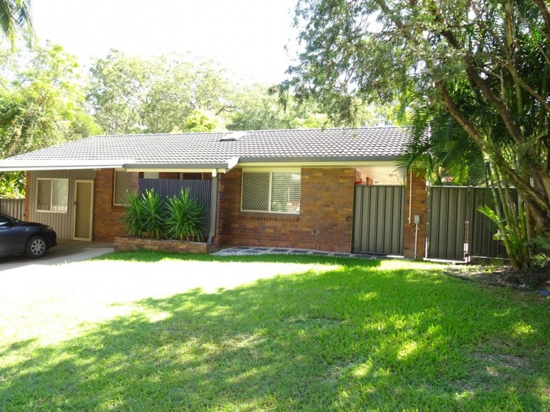 11 Lant Street, Chapel Hill QLD 4069