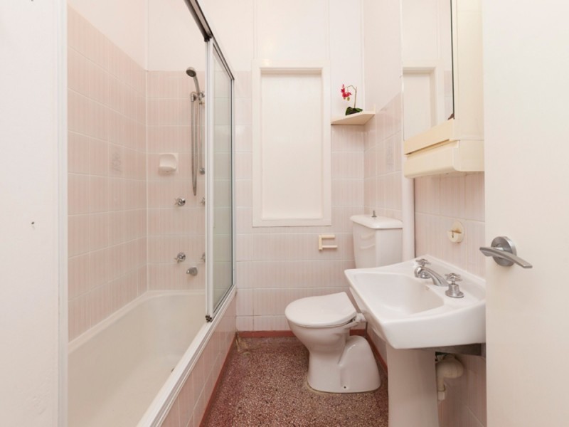 100 Goldsbrough Road, Indooroopilly QLD 4068