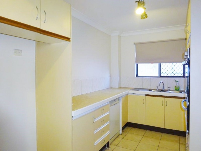 4/58. Underhill Avenue, Indooroopilly QLD 4068
