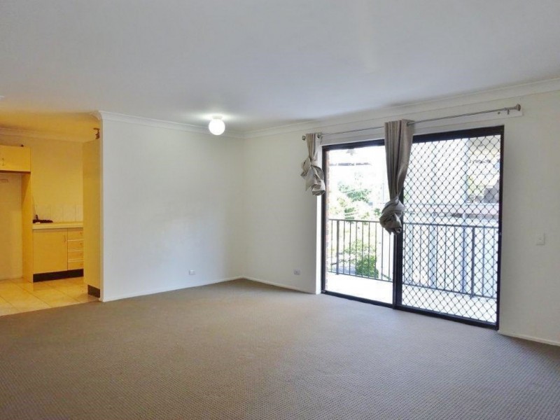 4/58. Underhill Avenue, Indooroopilly QLD 4068